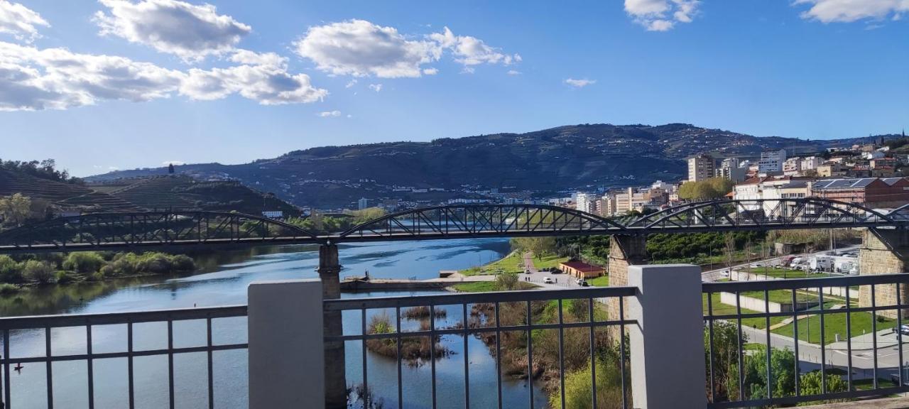 Casa Do Pato 2 Apartment Peso da Régua Екстериор снимка
